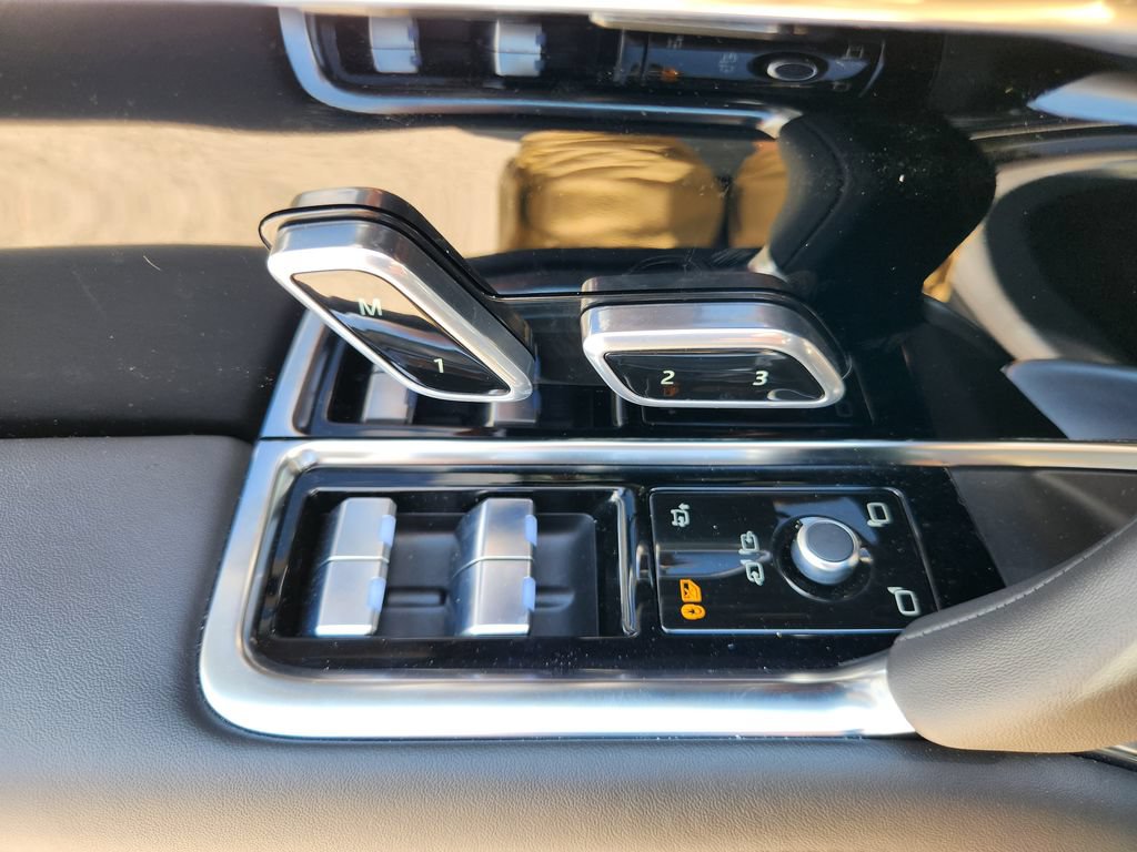 New 2026 Land Rover Range Rover SE AWD/4WD image 19