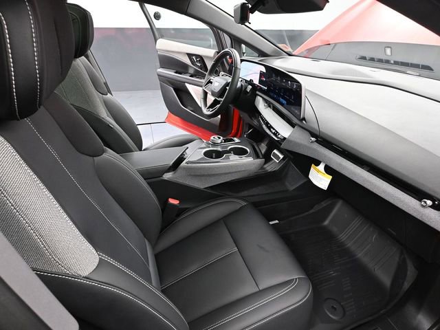 Used 2026 Cadillac Optiq Sport 1 w/ LPO, Floor Liner Package AWD/4WD image 50