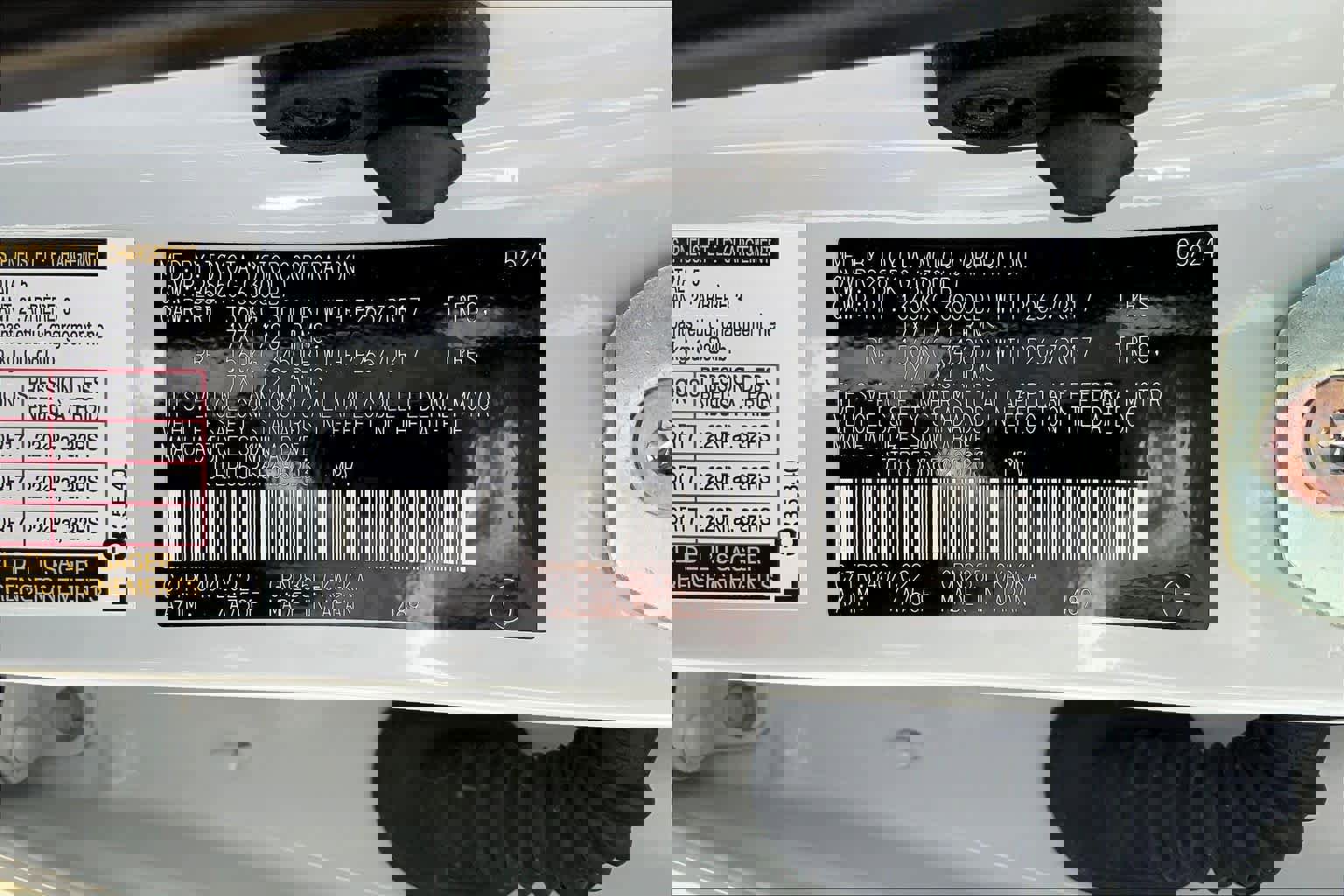 Used 2024 Toyota 4Runner TRD Off-Road Premium AWD/4WD image 33