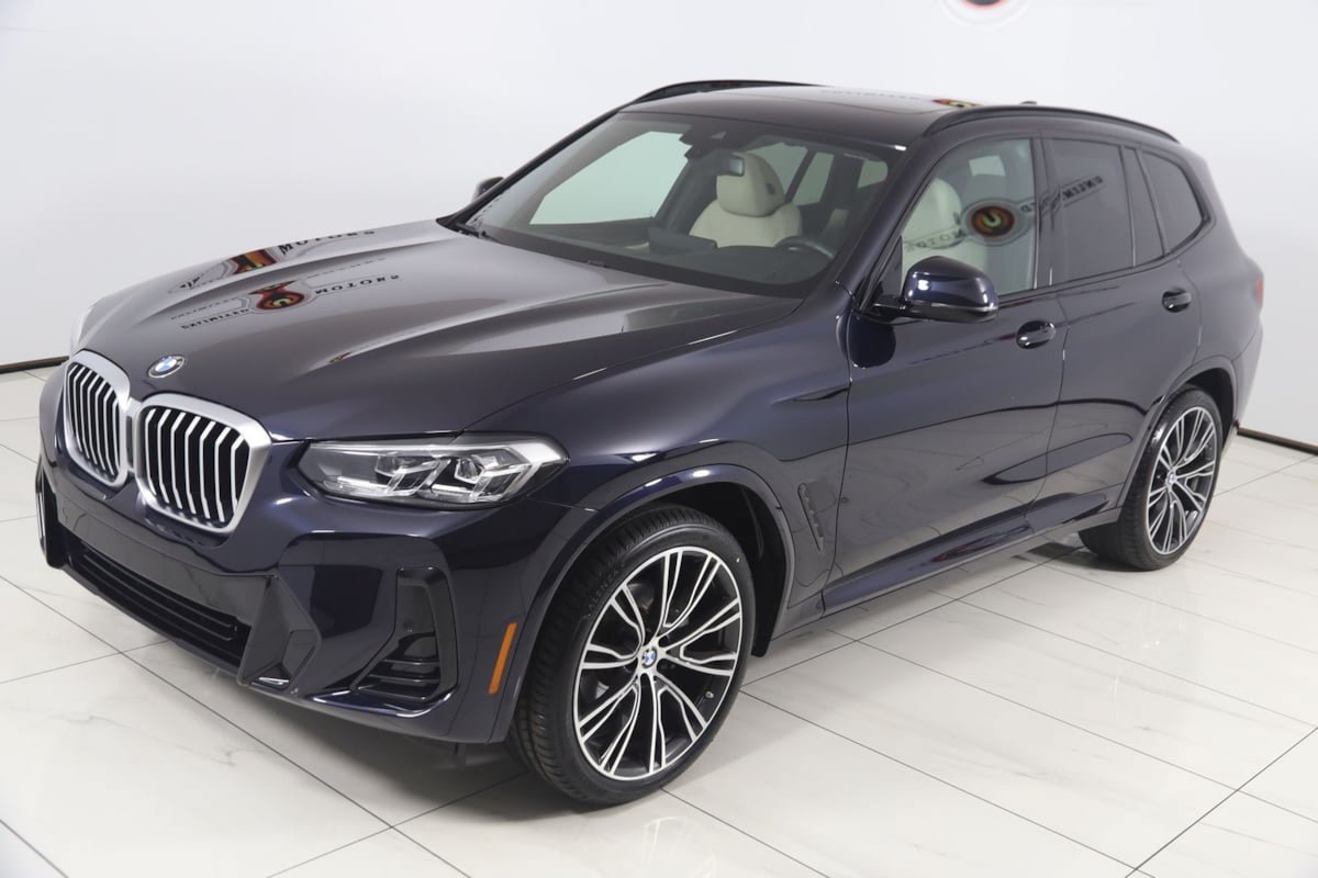 Used 2023 BMW X3 xDrive30i w/ M Sport Package AWD/4WD image 22