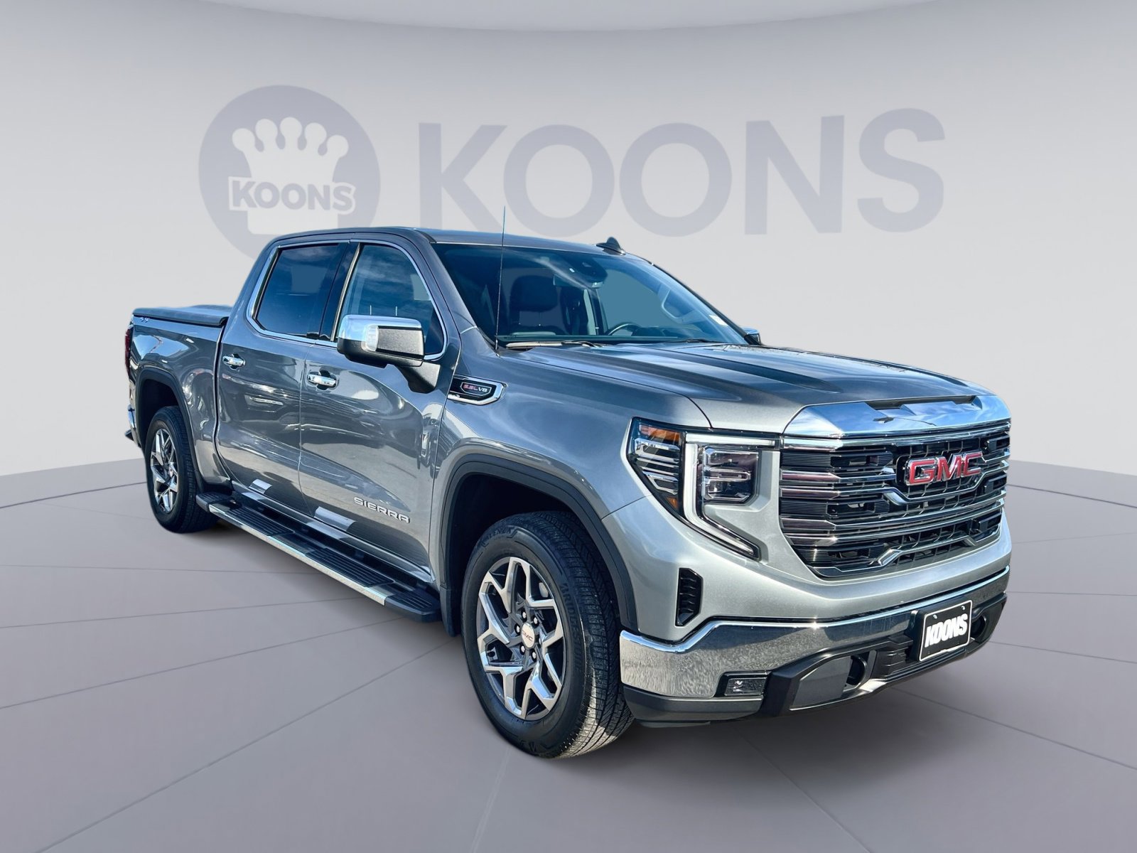 Used 2023 GMC Sierra 1500 SLT w/ SLT Premium Package image 10