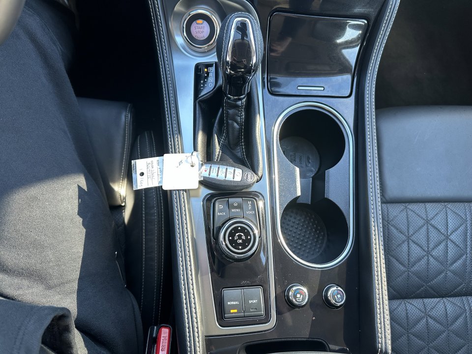 Used 2016 Nissan Maxima Platinum image 13