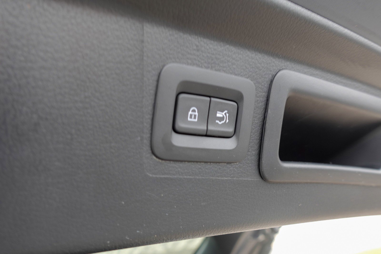 Certified 2025 MAZDA CX-50 2.5 Hybrid w/ Preferred Pkg image 25