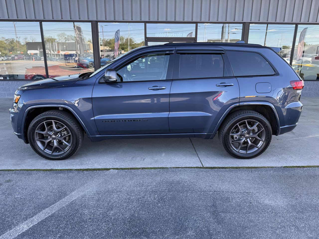 Used 2021 Jeep Grand Cherokee 80th Anniversary w/ Quick Order Package 28K 80th AWD/4WD image 9