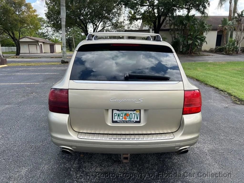 Used 2005 Porsche Cayenne S image 18
