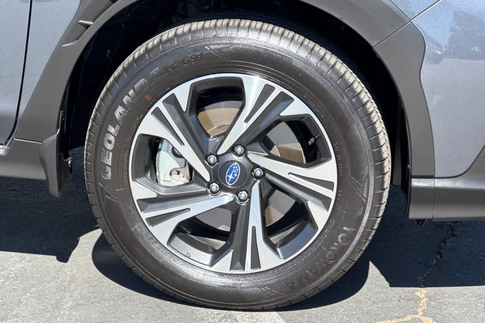 Certified 2025 Subaru Crosstrek 2.5i Premium AWD/4WD image 29