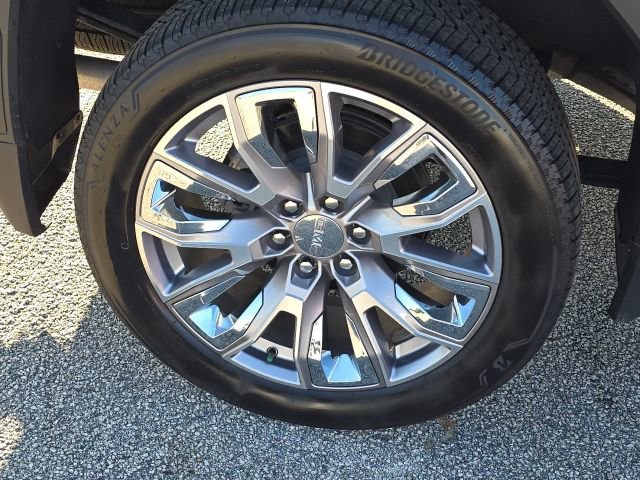 Used 2025 GMC Sierra 1500 Denali image 12