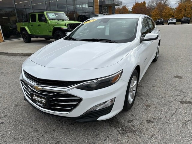 Used 2023 Chevrolet Malibu LT w/ Driver Confidence Package image 2
