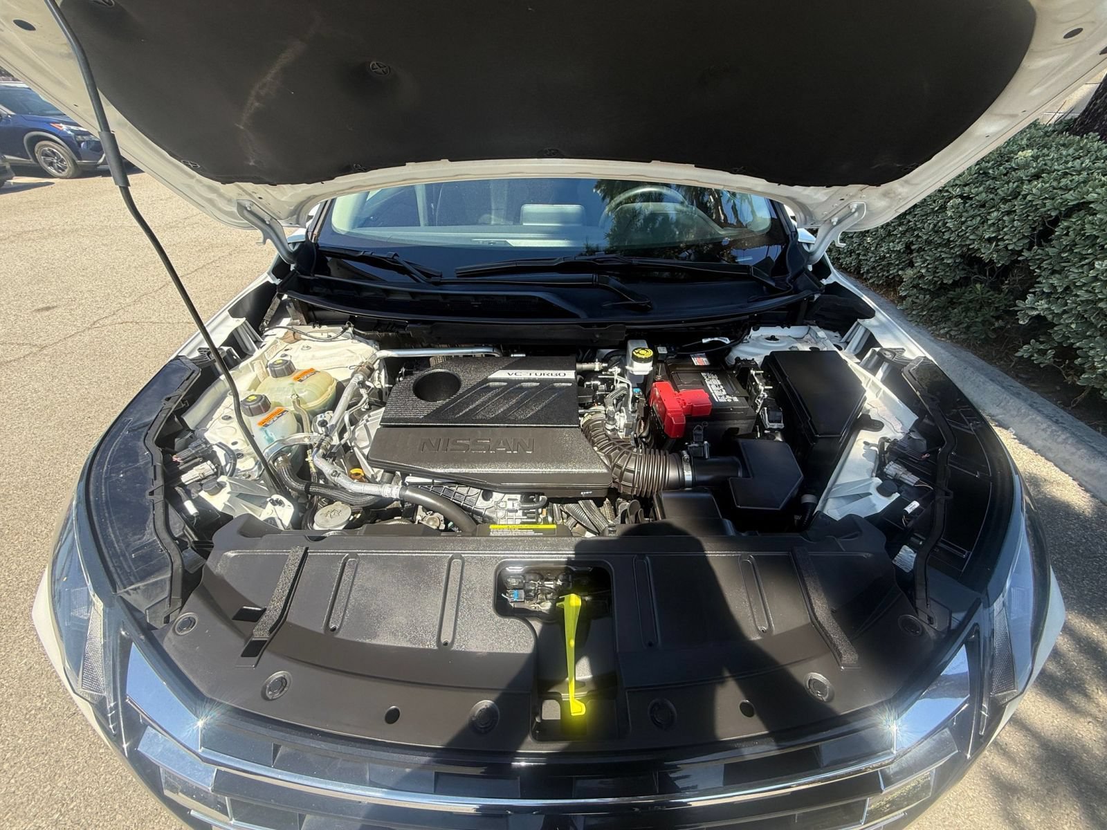 Used 2025 Nissan Rogue SV FWD image 30