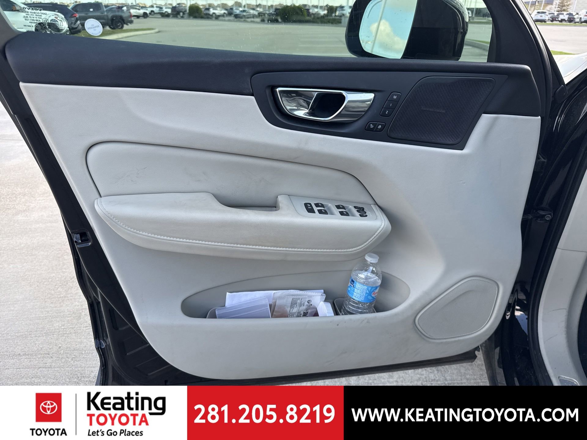 Used 2021 Volvo XC60 T5 Inscription w/ Protection Package Premier image 11