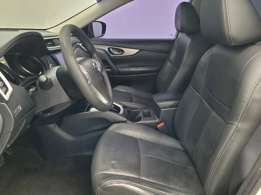 Used 2016 Nissan Rogue SV image 17