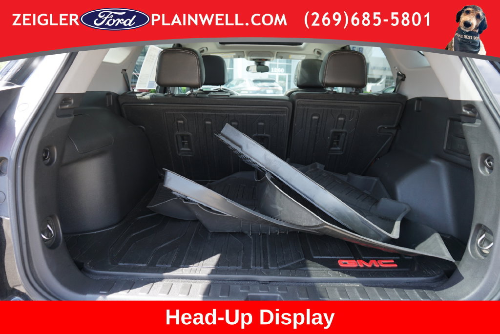 Used 2022 GMC Terrain SLT w/ Tech Package AWD/4WD image 10