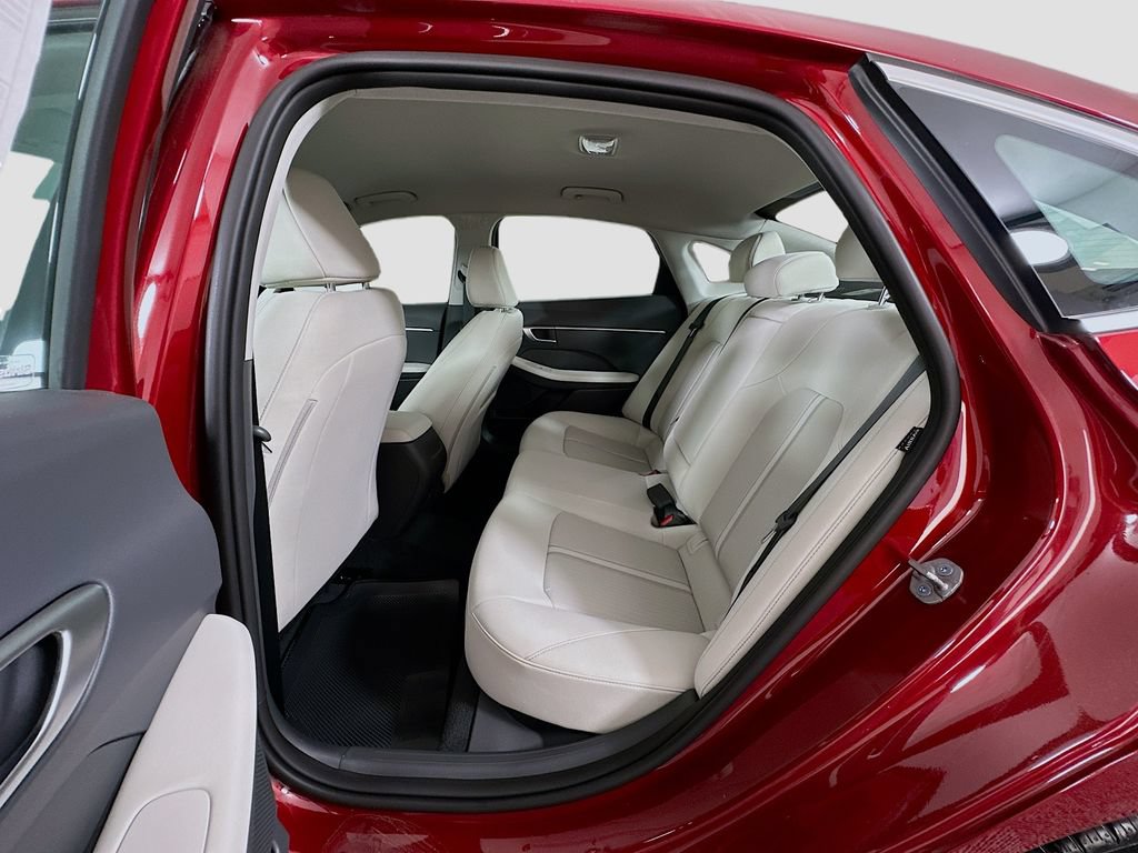 New 2026 Hyundai Sonata SEL FWD image 16