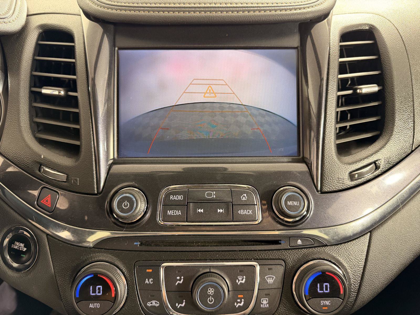Used 2018 Chevrolet Impala Premier FWD image 41