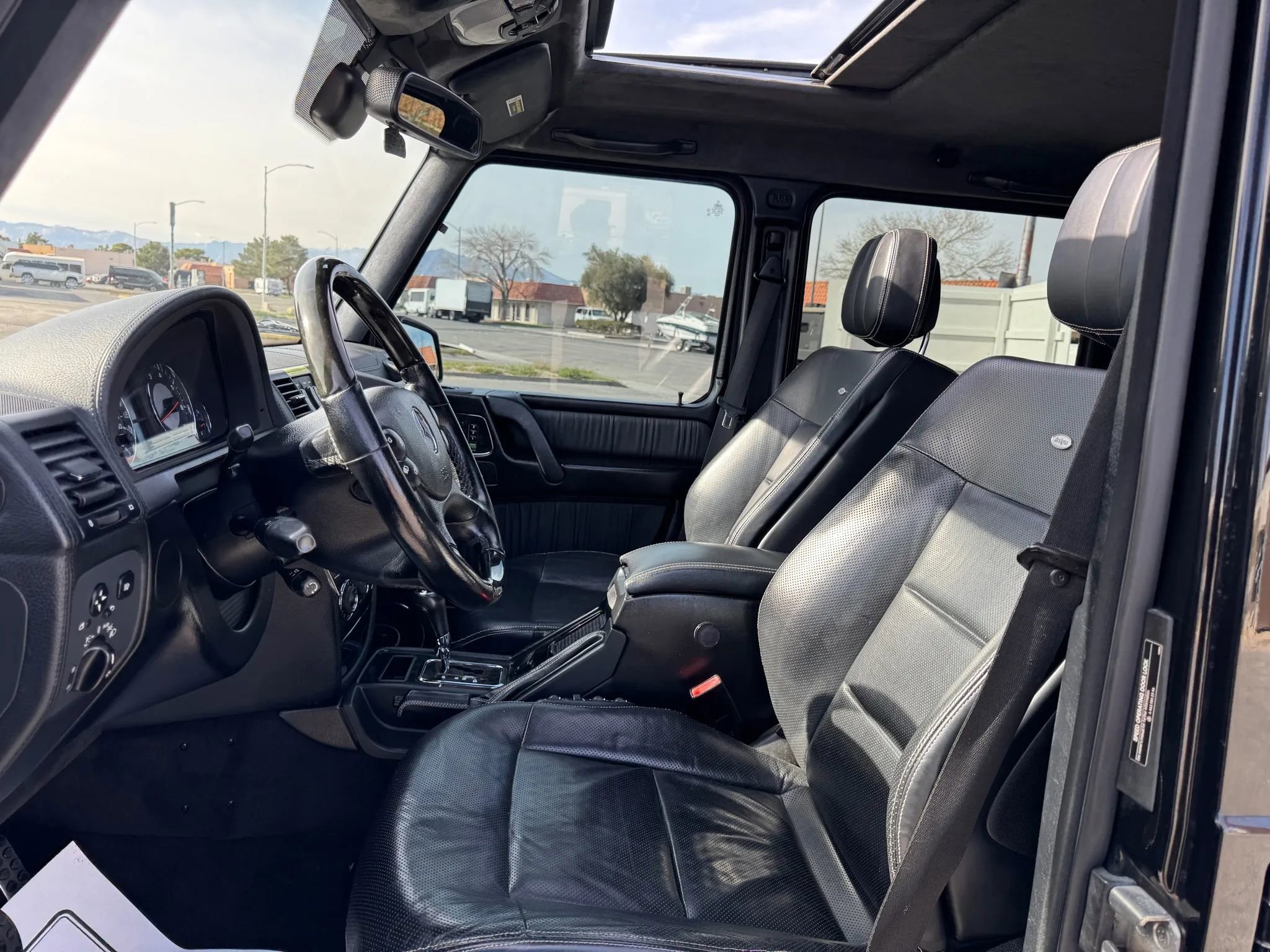 Used 2011 Mercedes-Benz G 55 AMG 4MATIC image 10