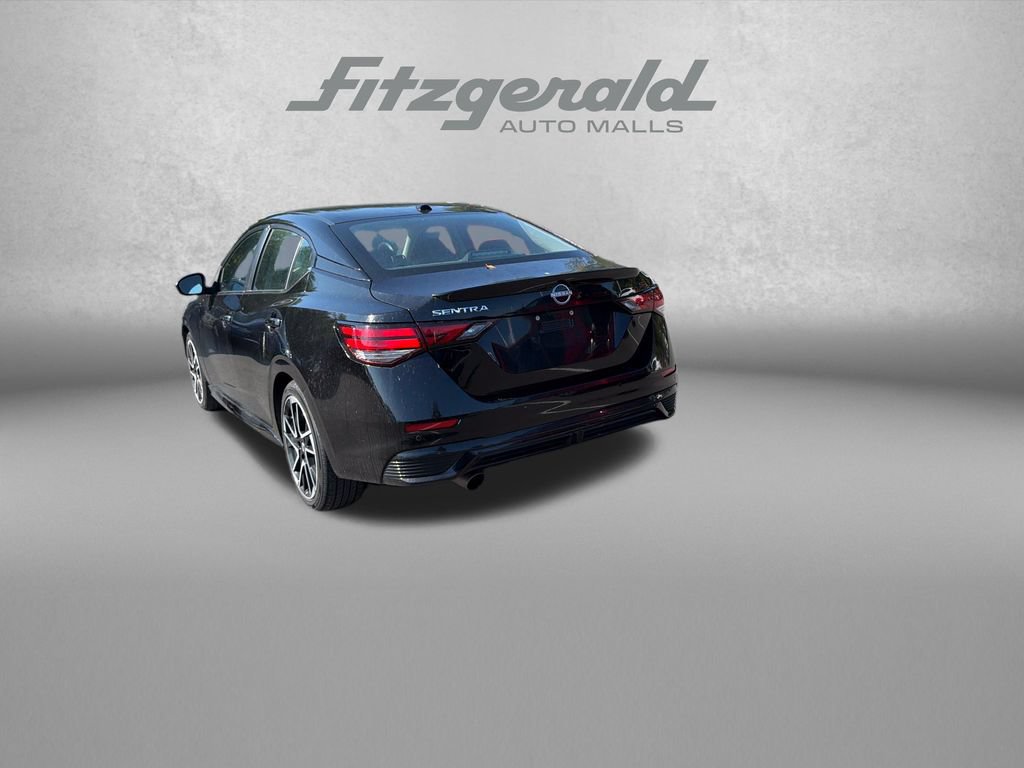 Used 2025 Nissan Sentra SR FWD image 6