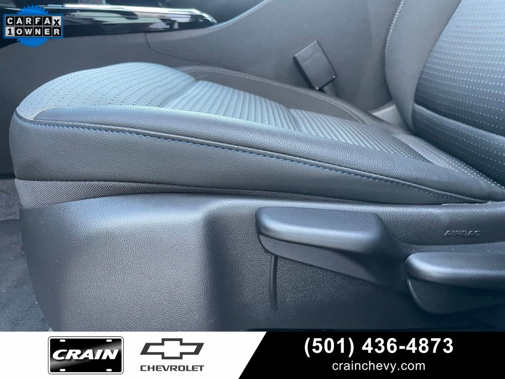 Used 2025 Chevrolet Trax LT w/ LT Convenience Package image 11