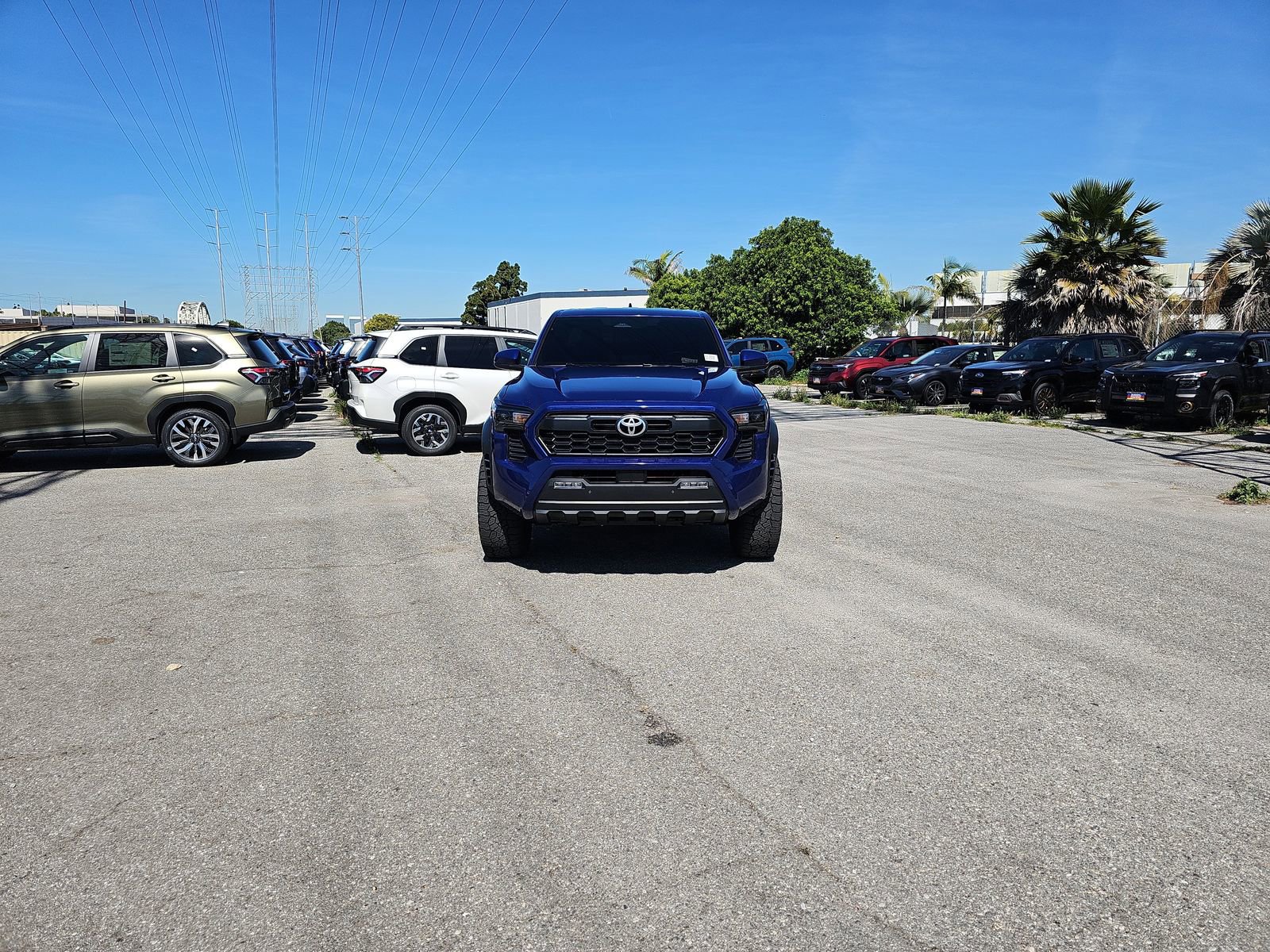 Used 2024 Toyota Tacoma TRD Off-Road w/ TRD Off Road Upgrade Package image 2