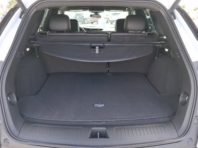 New 2026 Cadillac XT5 Luxury image 6