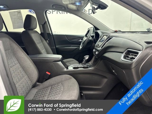 Used 2023 Chevrolet Equinox LT w/ LPO, Floor Liner Package image 9
