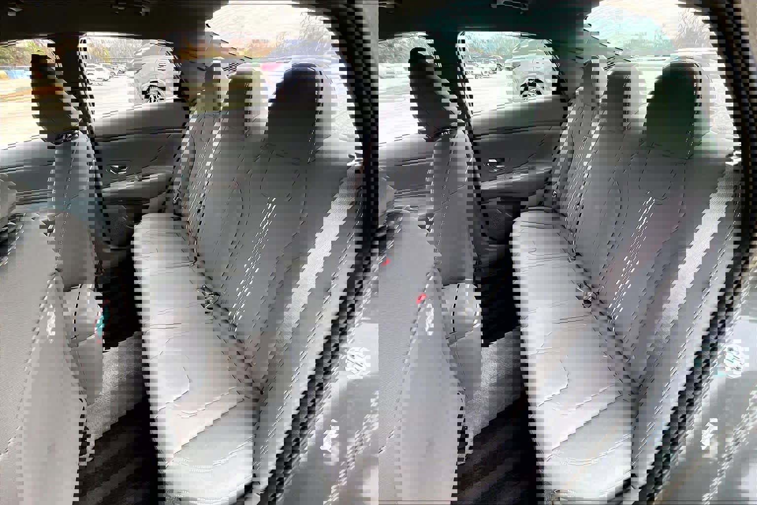 Certified 2025 Hyundai Elantra Sport image 19