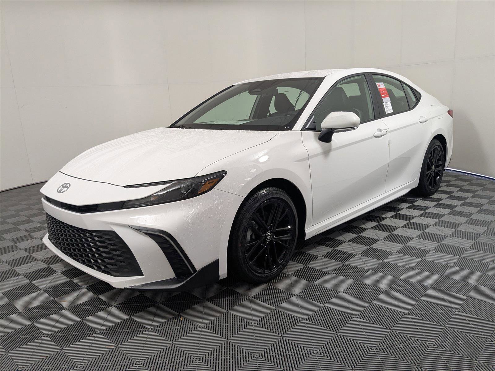 New 2026 Toyota Camry SE video 1