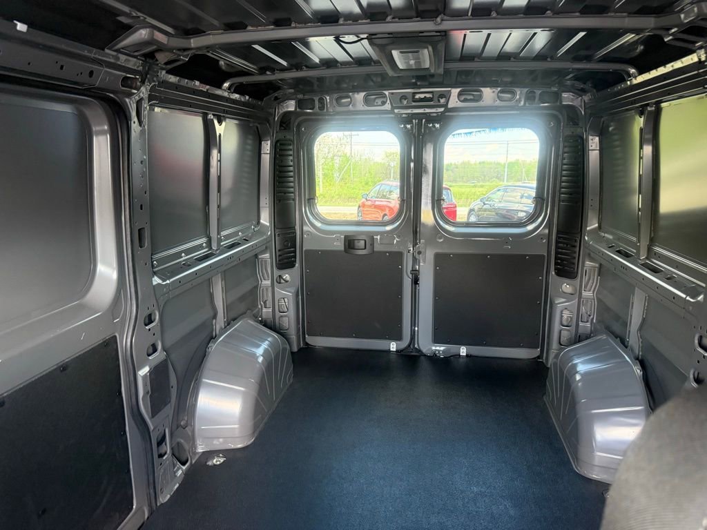 New 2026 RAM ProMaster 1500 w/ Cold Weather Group FWD image 32