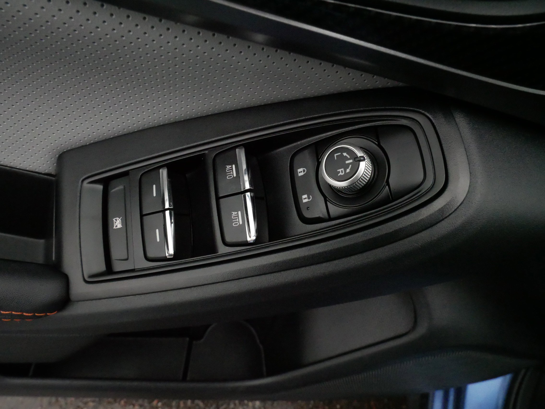 Used 2020 Subaru Crosstrek 2.0i Limited w/ Popular Package #2 image 19