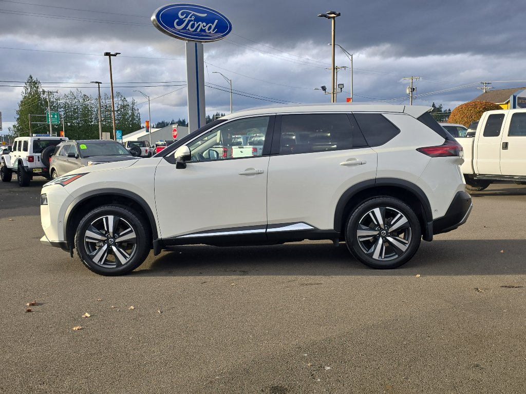 Used 2021 Nissan Rogue Platinum image 6