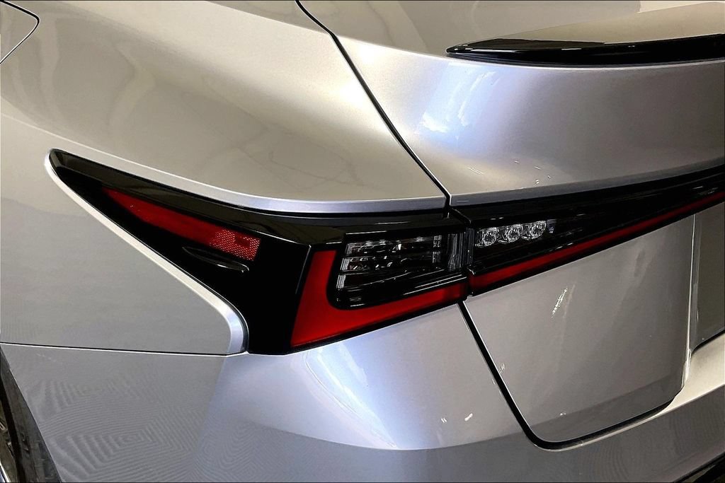 Used 2025 Lexus IS 350 F Sport w/ Accessory Package RWD image 38