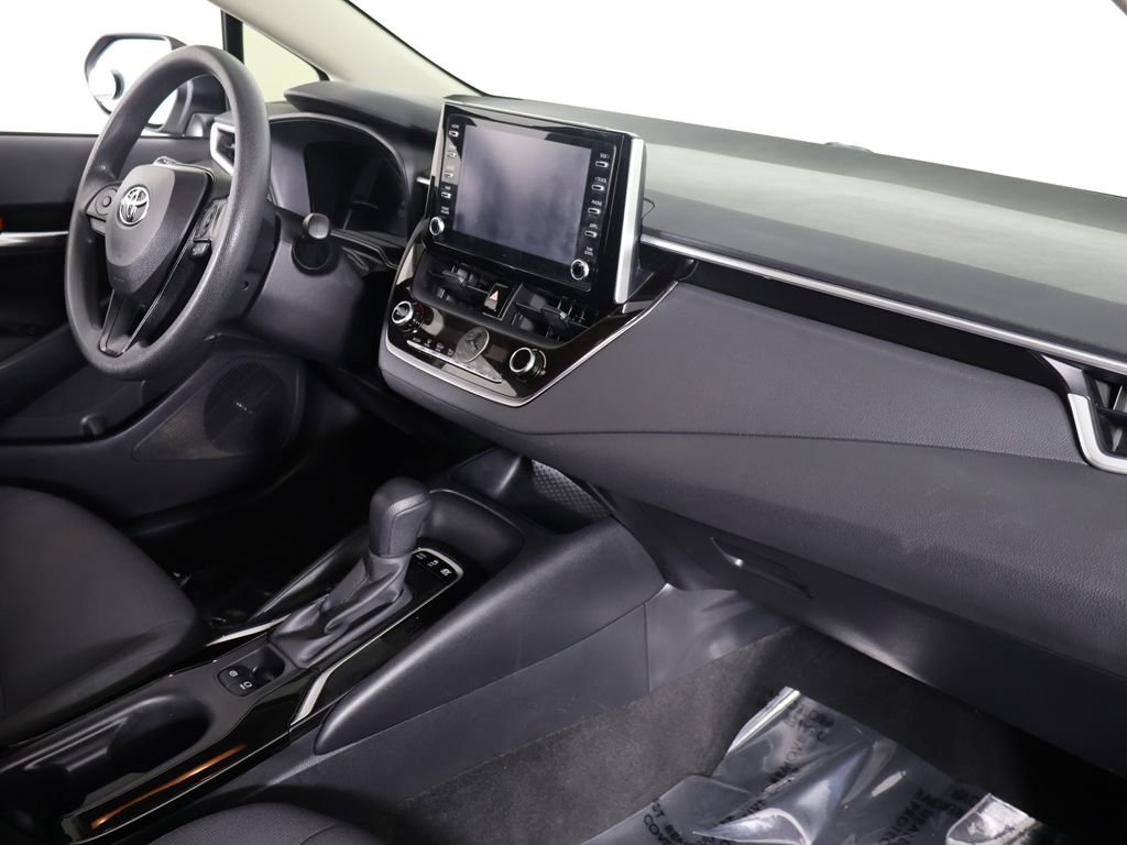 Used 2020 Toyota Corolla LE w/ Carpet Mat Package (TMS) image 24