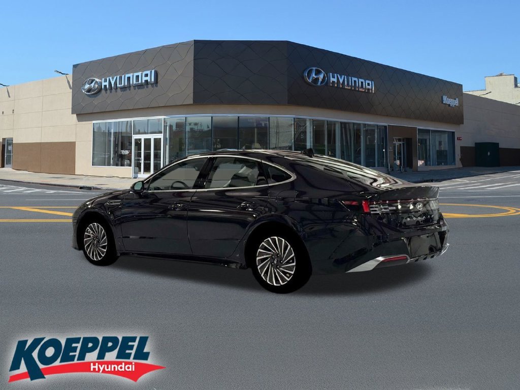 New 2026 Hyundai Sonata SEL FWD image 4