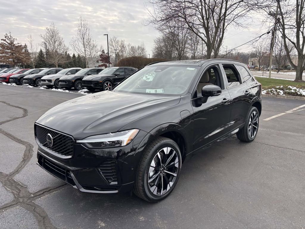 New 2026 Volvo XC60 T8 Plus w/ Protection Package Premier image 3