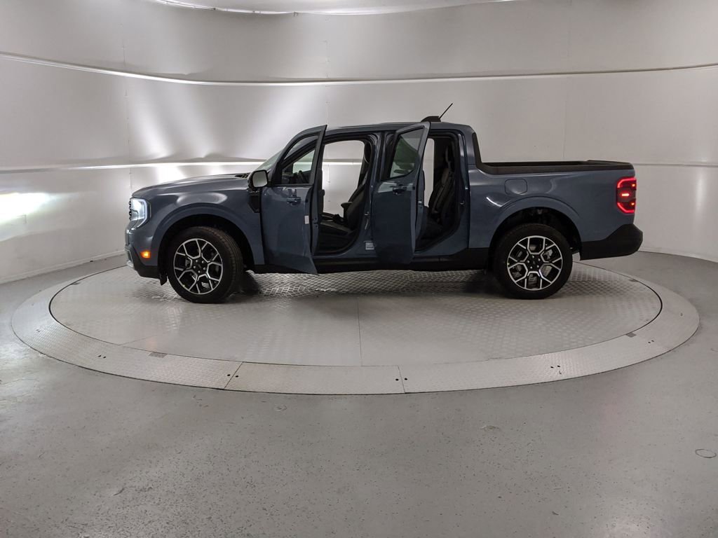 New 2026 Ford Maverick Lariat w/ 4K Tow Package AWD/4WD image 11