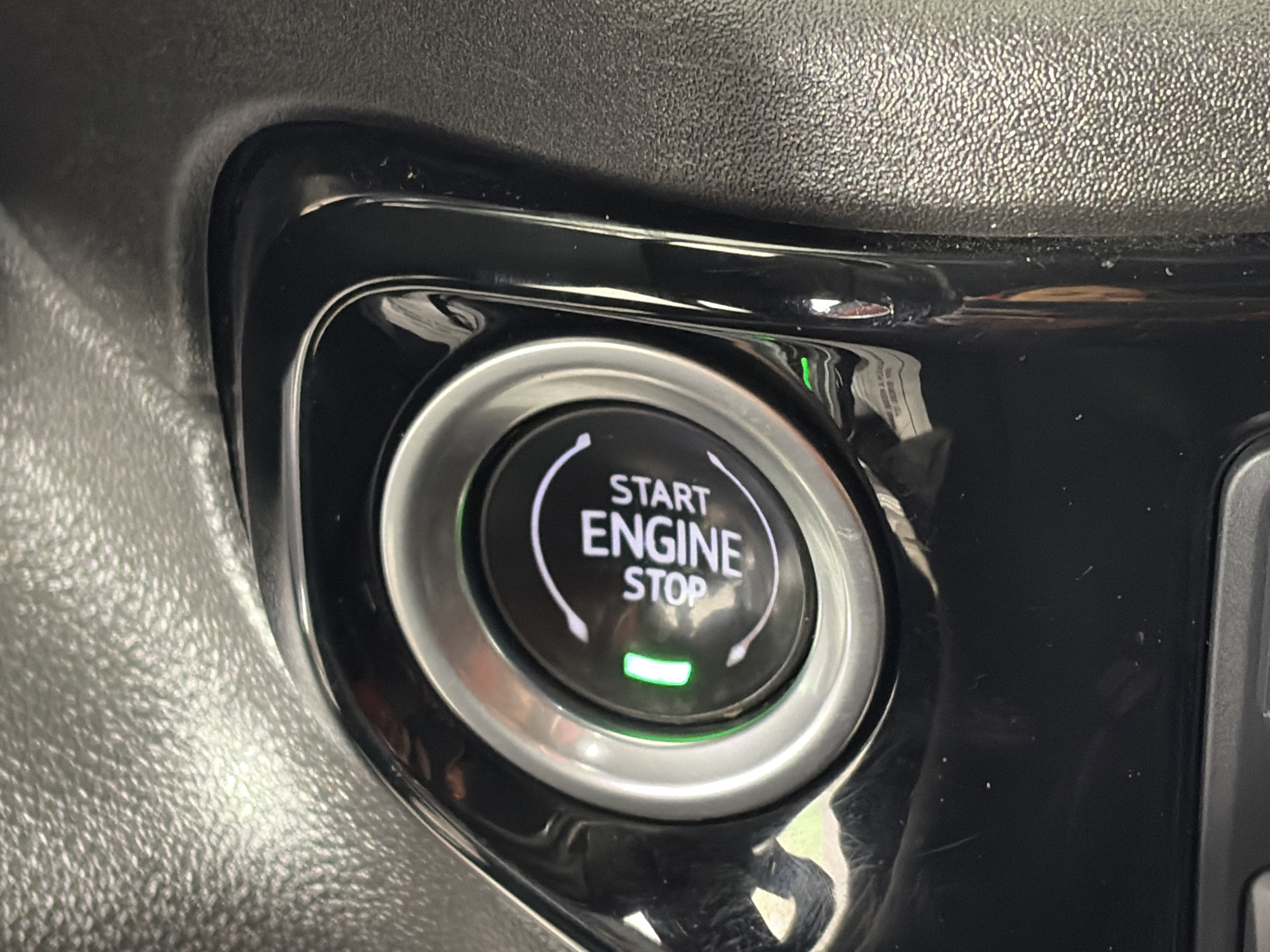 Certified 2022 GMC Sierra 1500 Elevation w/ Preferred Package image 28