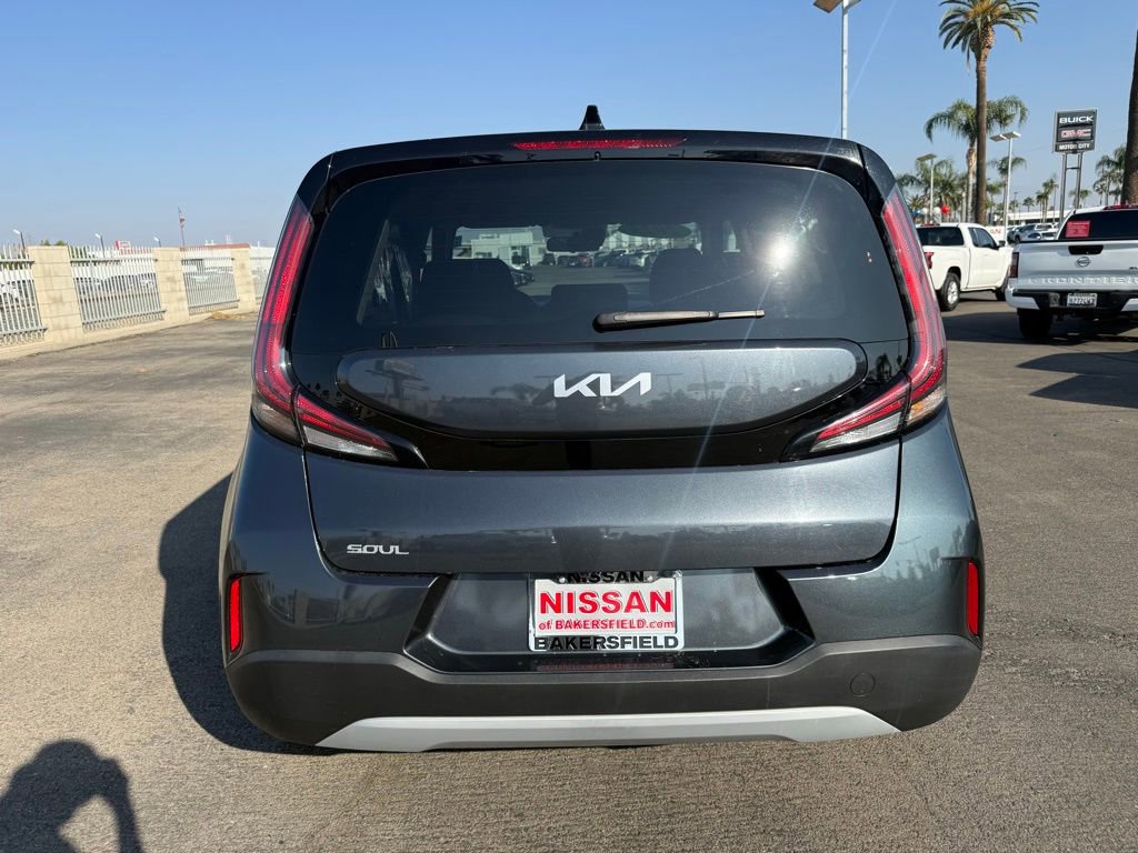 Used 2023 Kia Soul LX w/ Option Group 015 image 5