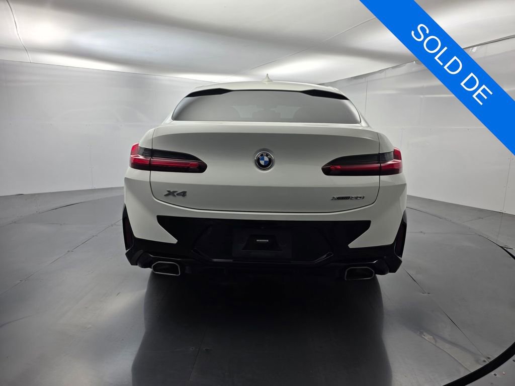 Used 2022 BMW X4 xDrive30i w/ M Sport Package 2 image 5