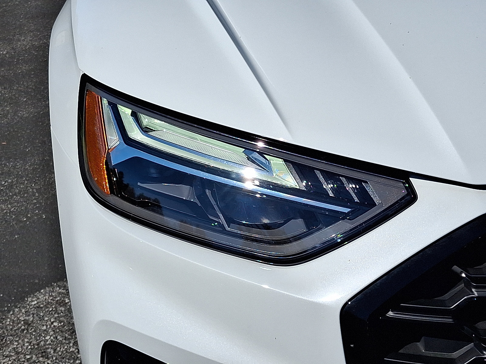 Used 2025 Audi Q5 2.0T Premium w/ Convenience Plus Package image 9