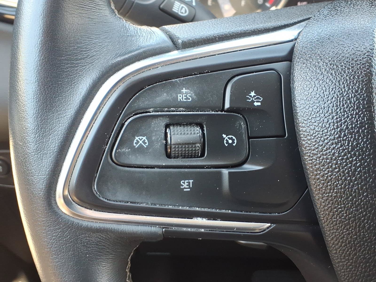 Used 2023 Buick Encore GX Select FWD image 17