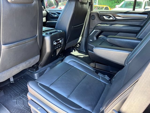 Used 2021 GMC Yukon Denali w/ Denali Premium Package AWD/4WD image 37