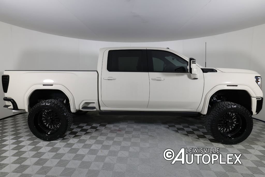 Used 2026 GMC Sierra 2500 AT4X image 4