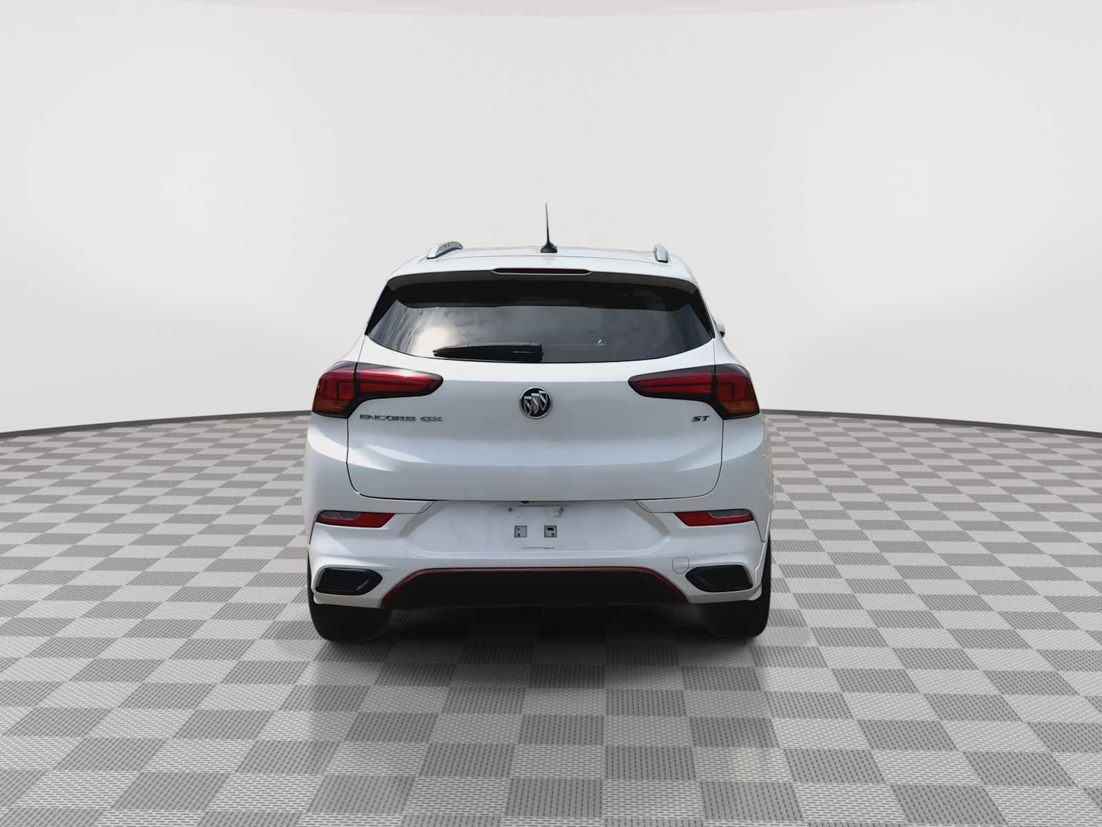 Used 2022 Buick Encore GX Select w/ Sport Touring Package FWD image 7