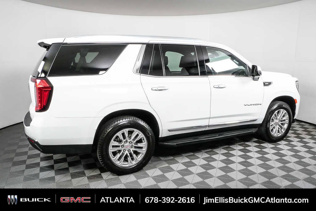 Used 2021 GMC Yukon SLT w/ SLT Premium Package image 2