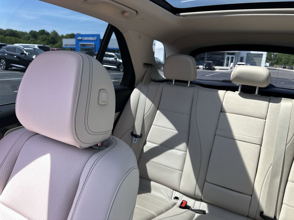 Used 2021 Mercedes-Benz GLE 350 4MATIC image 12