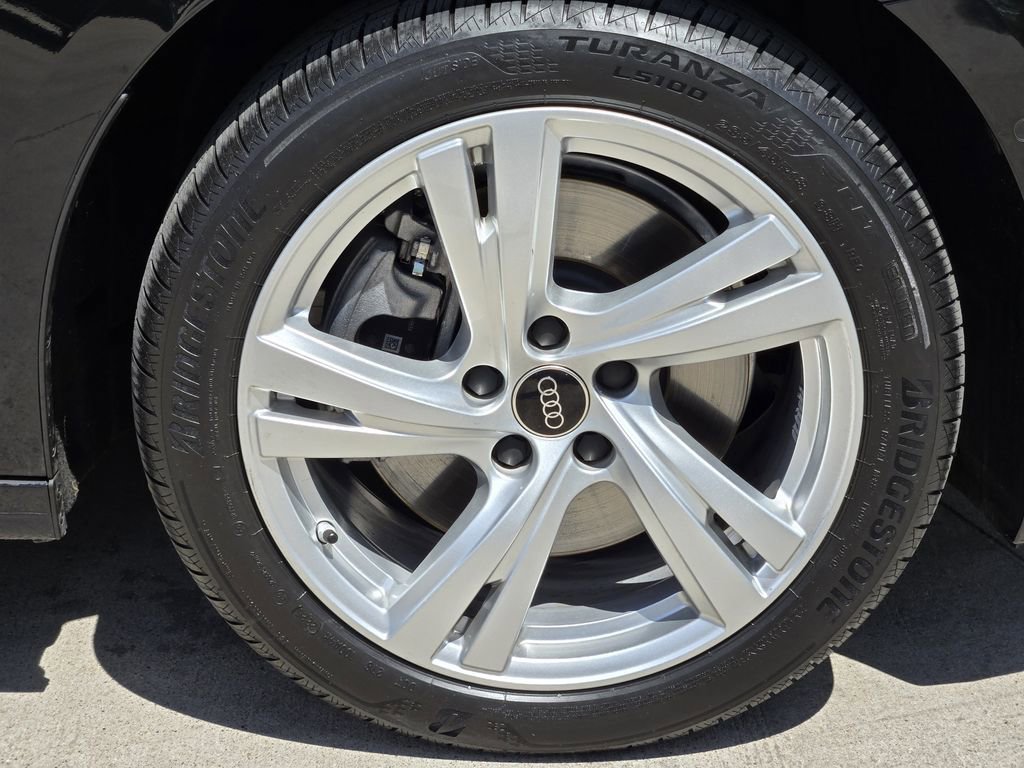 Used 2025 Audi A5 2.0T Premium Plus w/ Premium Plus image 16