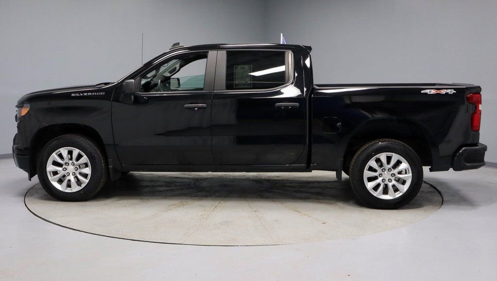 Used 2022 Chevrolet Silverado 1500 Custom image 8