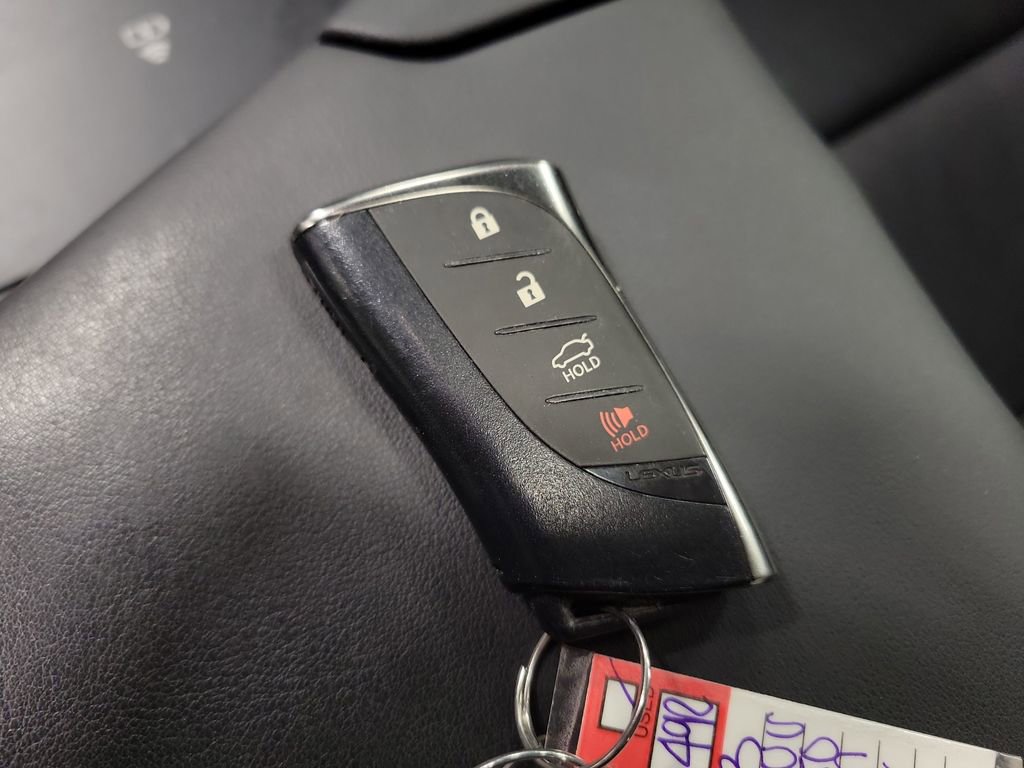 Used 2023 Lexus ES 250 w/ Premium Package image 16