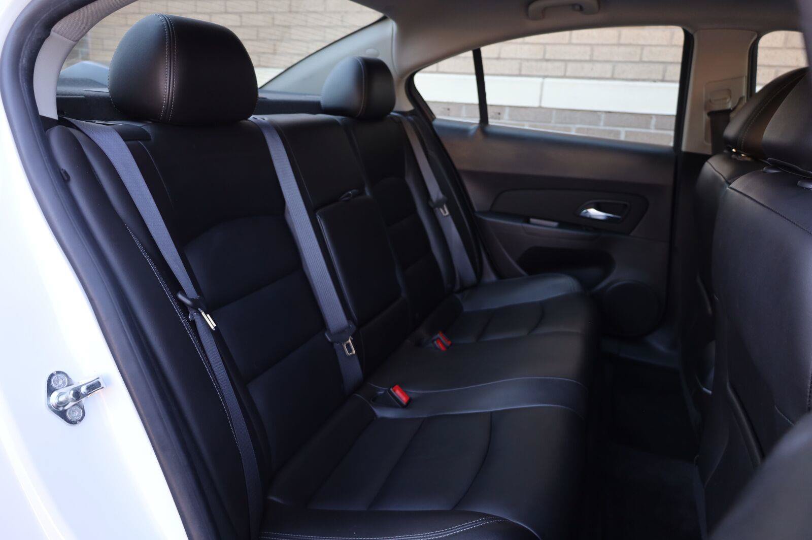 Used 2015 Chevrolet Cruze LT FWD image 24