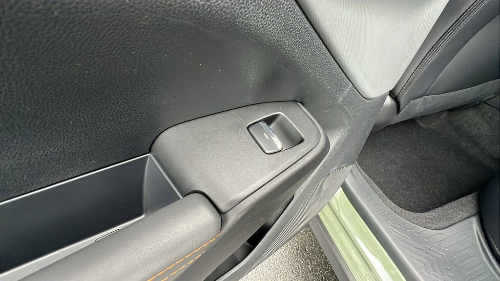 Used 2025 Subaru Crosstrek 2.5i Limited image 15