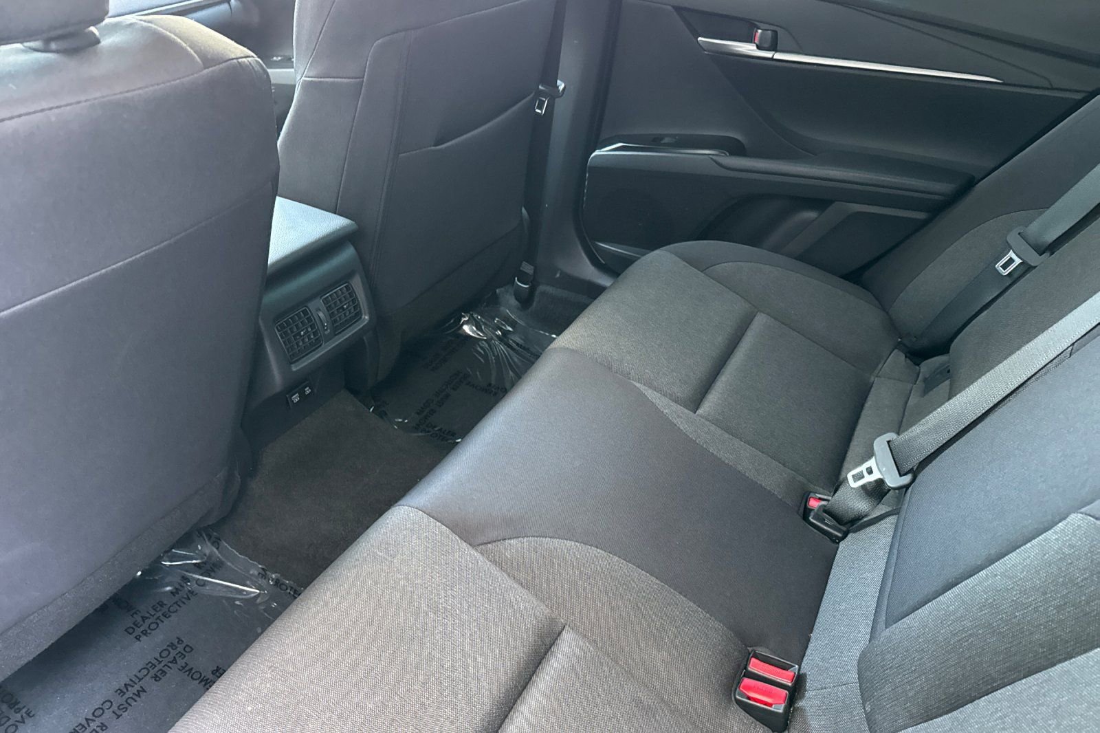 Used 2025 Toyota Camry LE FWD image 16
